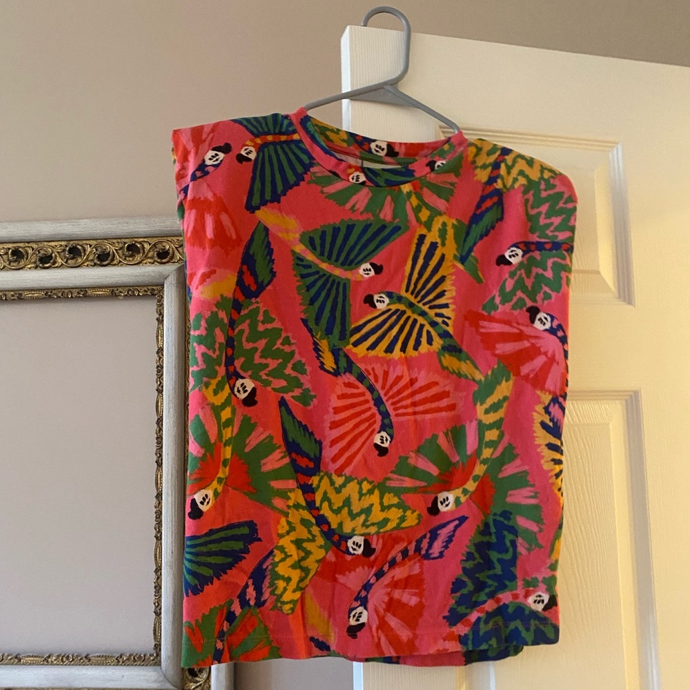 Farm  Rio Colorful Parrot top